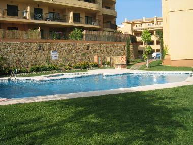 piscina del edificio.