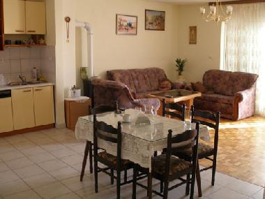 Apartamento de vacaciones en Grljevac (Splitsko-Dalmatinska)Casa de vacaciones