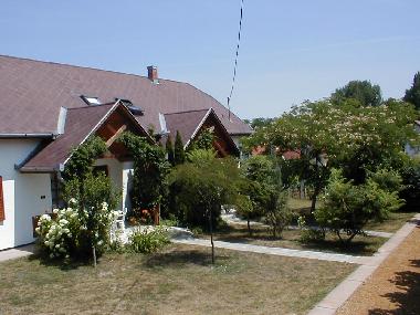 House Flowerparadise2 for 4-20 pers. in Balatonlelle, Hungary