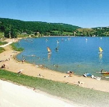 Apartamento de vacaciones en chasteaux (Corr�ze)Casa de vacaciones