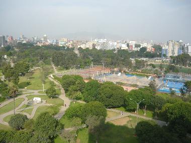 Vista frontal al Campo de Marte