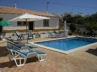 Casa de vacaciones en Porches-Lagoa (Algarve)Casa de vacaciones