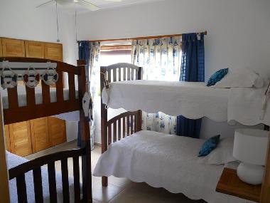 habitaci�n con camarotes/literas, con capacidad para 4 personas