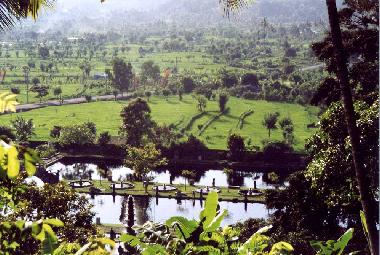 Casa de vacaciones en Tirtagangga (Bali)Casa de vacaciones