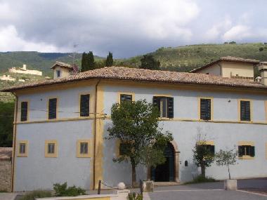 Palacio / Castillo en Campello sul Clitunno (Perugia)Casa de vacaciones