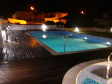 2 piscinas e jardin