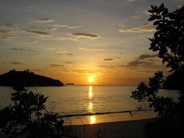 atardecer en playa La Penca