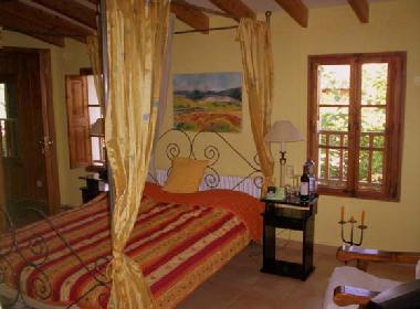 Habitaci�n con cama matrimonial “Queen-size” 