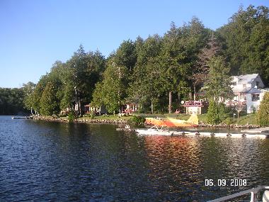 Cama y desayuno en Port Loring (Ontario)Casa de vacaciones