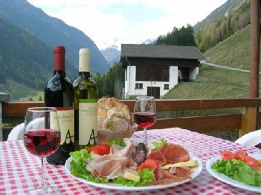 Pensi�n Mairhofer Tirol del Sur merienda