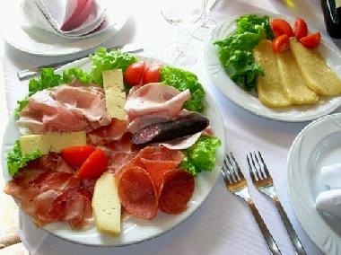 Pensi�n Mairhofer Tirol del Sur merienda