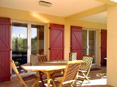 Casa de vacaciones en AUPS (Var)Casa de vacaciones