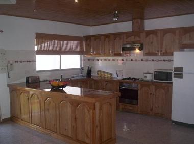 Amplio y moderno y cocina totalmente equipada