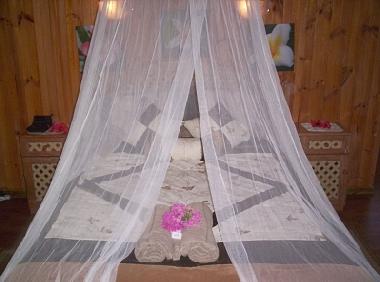 Otro dormitorio, cama doble grande en el Retiro
