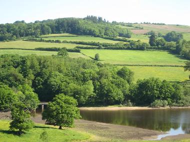 Casa de vacaciones en Montpensy (Ni�vre)Casa de vacaciones