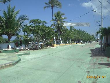 Av de la playa Tol�