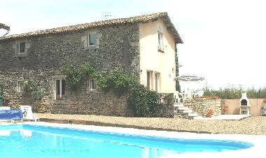 Casa de vacaciones en la chapelle baton (Deux-S�vres)Casa de vacaciones