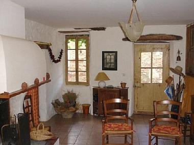 Casa de vacaciones en Saint Martin de l&acute;Arcon (H�rault)Casa de vacaciones