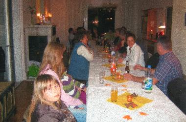 la sala permite tambien fiestas