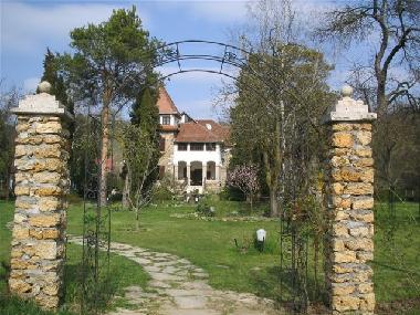 Hotel en HARAU (Hunedoara)Casa de vacaciones