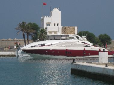 Cama y desayuno en marina smir  near M