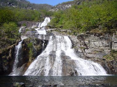 Casa de vacaciones en Maggia/Moghegno (Locarno)Casa de vacaciones