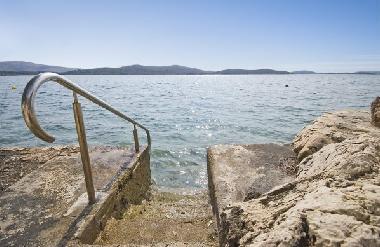 Casa de vacaciones en �aborić (Sibensko-Kninska)Casa de vacaciones