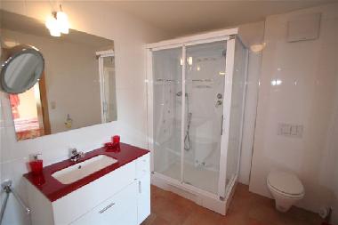 cuarto de bao (TOP III)