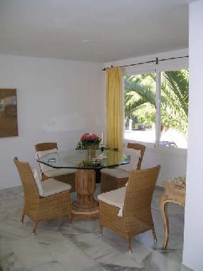 Apartamento de vacaciones en ojen (M�laga)Casa de vacaciones