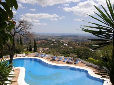 Apartamento de vacaciones en ojen (M�laga)Casa de vacaciones