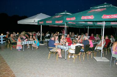 Cama y desayuno en Lile Pag Novalja  (Licko-Senjska)Casa de vacaciones