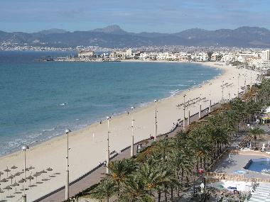 La larga playa de 9 km.