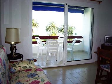 comedor y terraza vistas al mar