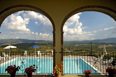 Villa en Montecastelli Pisano (Siena)Casa de vacaciones