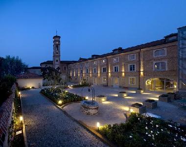 Cama y desayuno en CHERASCO (Cuneo)Casa de vacaciones