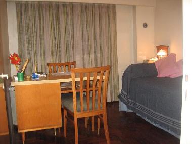 Habitacion 1 con escritorio
