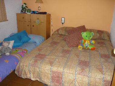 HABITACION CON DOS CAMAS