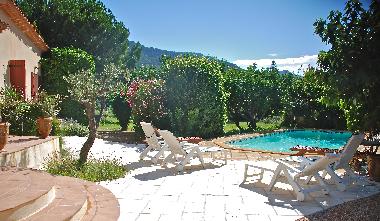 Casa de vacaciones en AUPS (Var)Casa de vacaciones