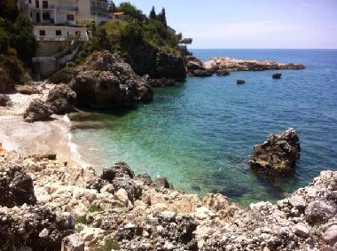 Apartamento de vacaciones en Dobra Voda/ Veliki Pijesak (Montenegro)Casa de vacaciones