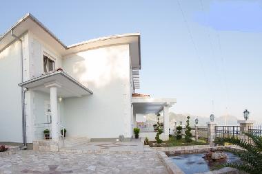 Villa en Zagradje (Montenegro)Casa de vacaciones