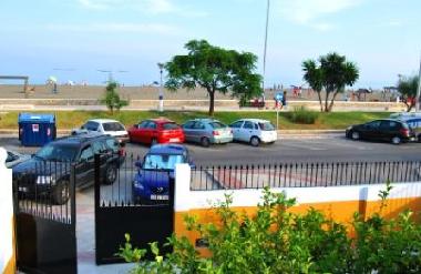 vista desde la casa a la playa y al mar