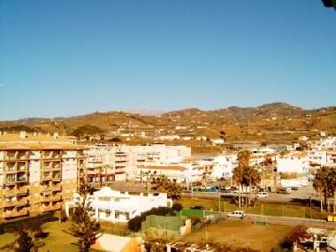 vistas al pueblo y a las montaas