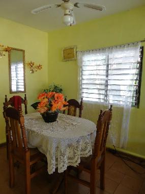 Apartamento de vacaciones en Vi�ales (Pinar del Rio)Casa de vacaciones