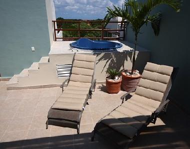 Terraza y Jacuzzi privado