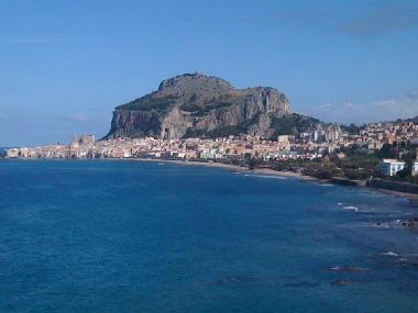 Villa en CAMPOFELICE DI ROCCELLA (Palermo)Casa de vacaciones