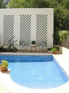 Private Pool. Roman Stairs.