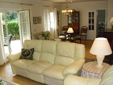 Living room wifi, tv