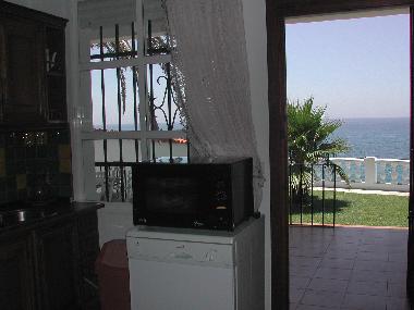 Salida de la cocina a la terraza