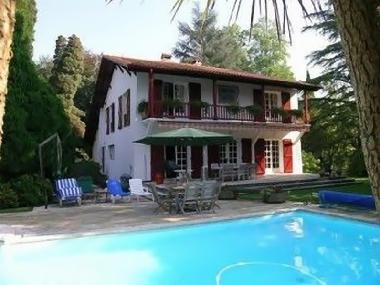 Villa en Cambo les Bains (Pyr�n�es-Atlantiques)Casa de vacaciones