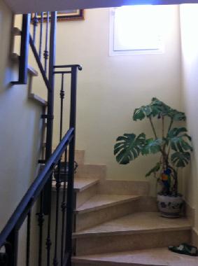 Escalera a primera planta